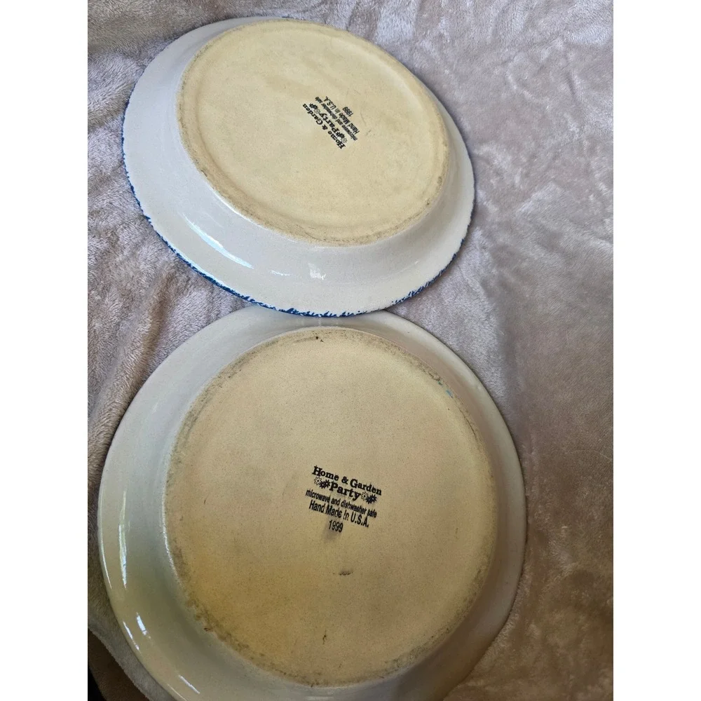 Vintage 1999 Home & Garden Party Hummingbird Floral Heart Stoneware Plates Set 2